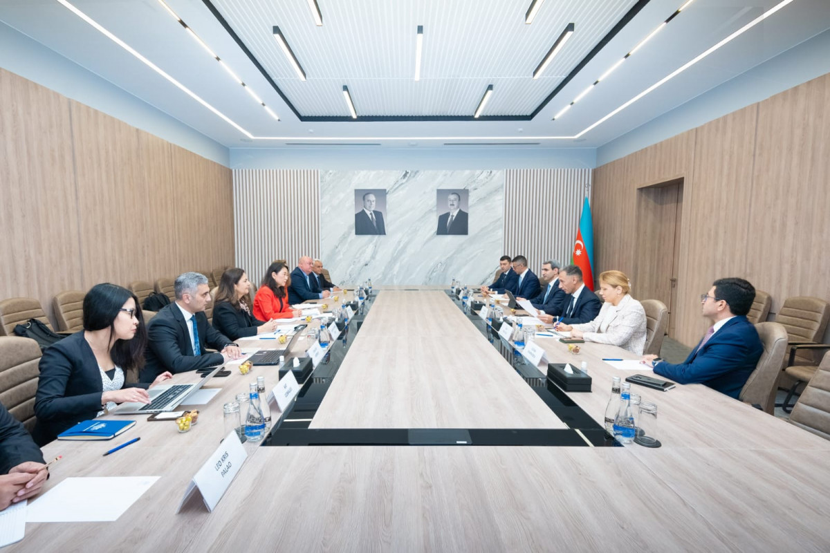 Nəqliyyat sahəsində əməkdaşlıq müzakirəsi