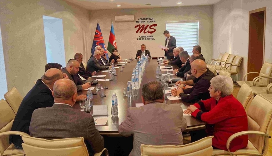 Mətbuat Şurasının İdarə Heyətinin iclası keçirildi - FOTOLAR