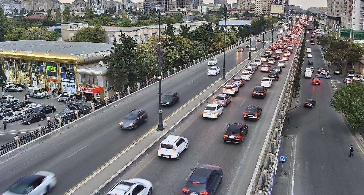 Bakıda yenə tıxac var 