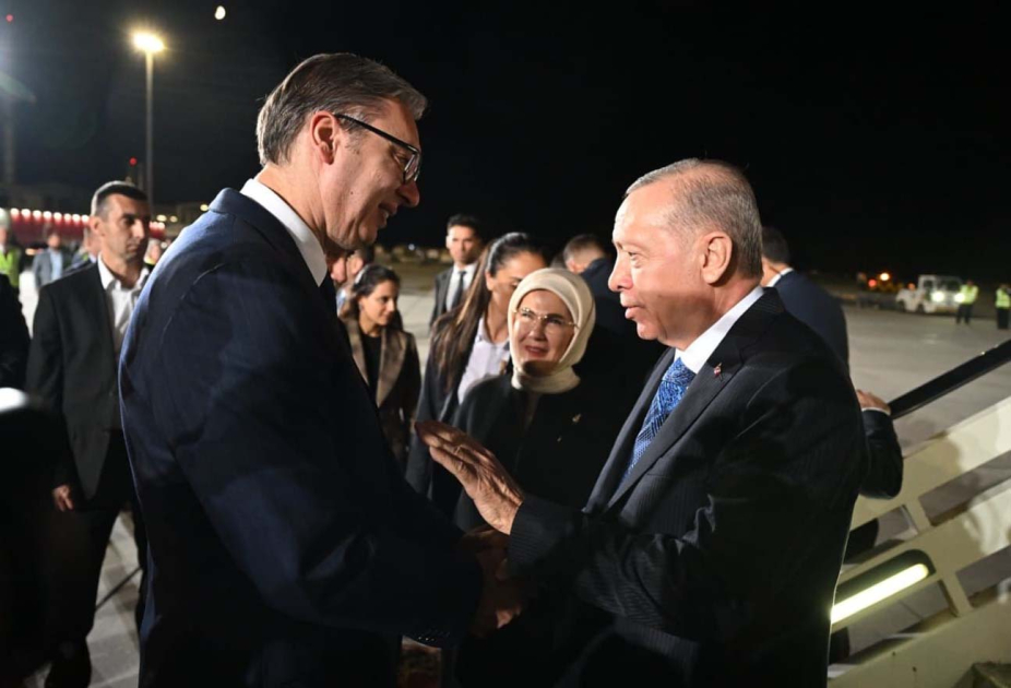 Ərdoğanı Serbiyada Prezident özü qarşıladı - FOTO