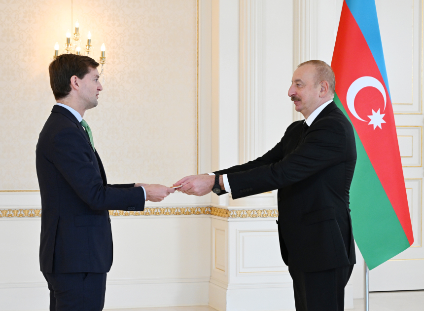 Prezident səfirin etimadnaməsini qəbul etdi
