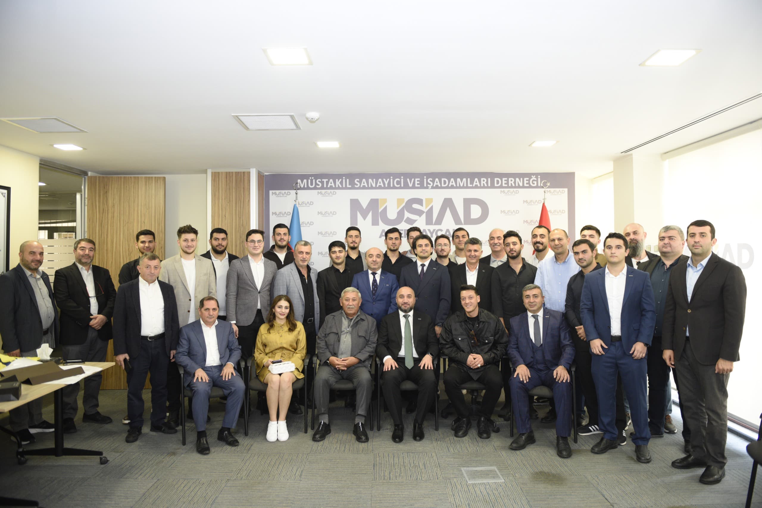 Mesud Özil MÜSİAD-da olub