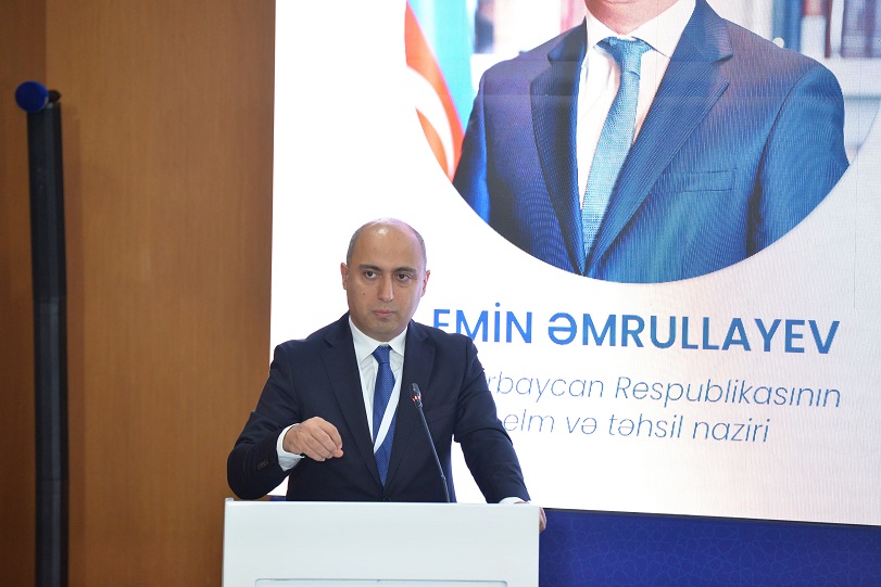 Nazir din təhsilindən danışdı: "Şəxsi fikirləri əsasında aparılmamalıdır"