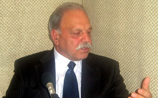 Eks-deputat Sirus Təbrizlinin evi satışa çıxarıldı