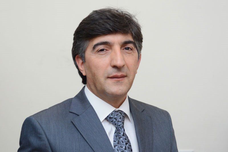 UNEC-də yeni təyinat: professora yüksək vəzifə verildi