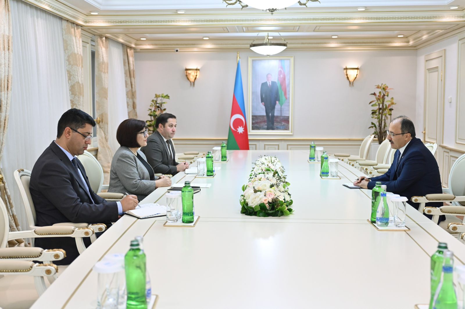 Sahibə Qafarova Cahit Bağçını qəbul edib - FOTO