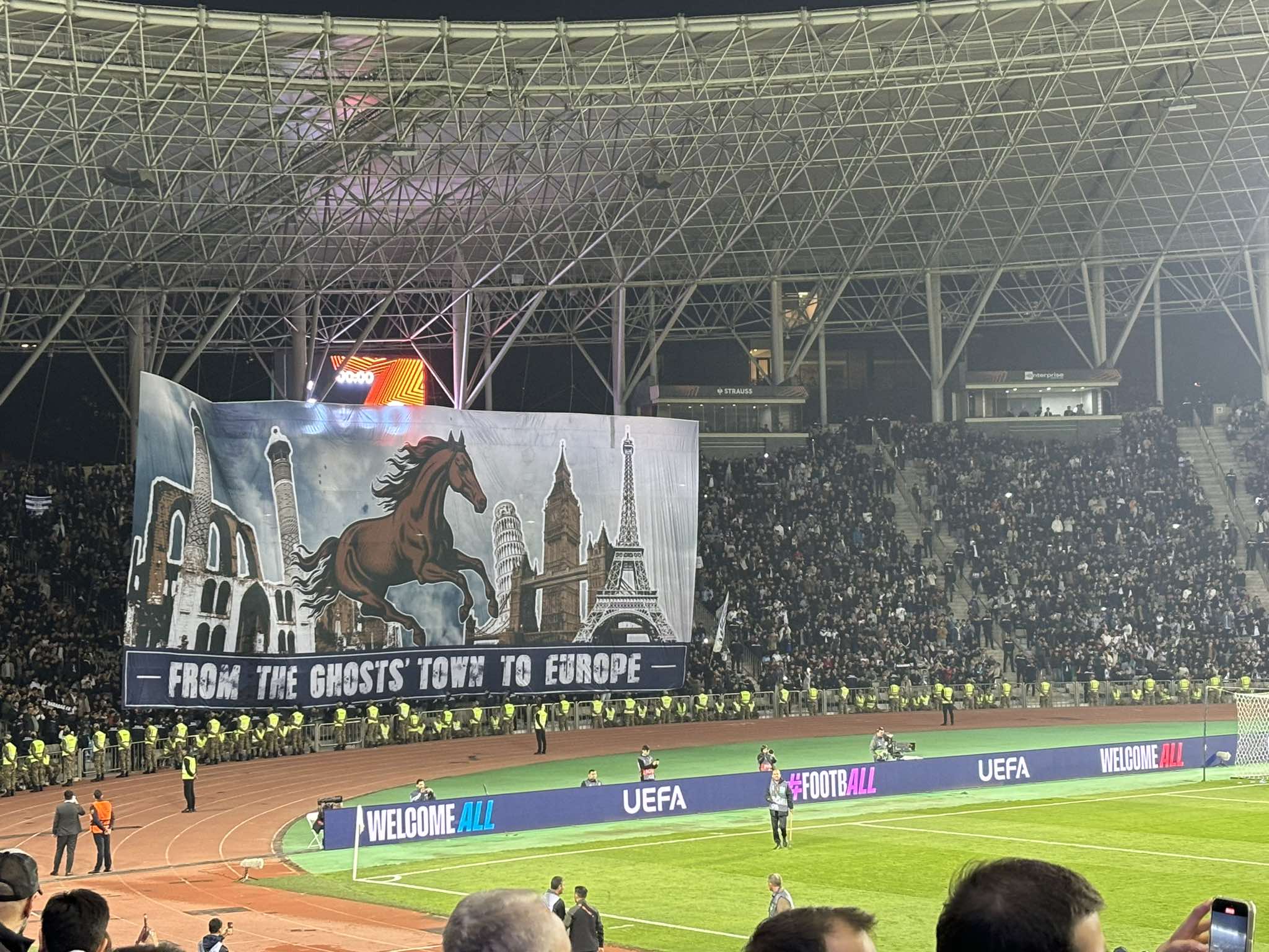 “Ruhlar şəhərindən Avropaya” 