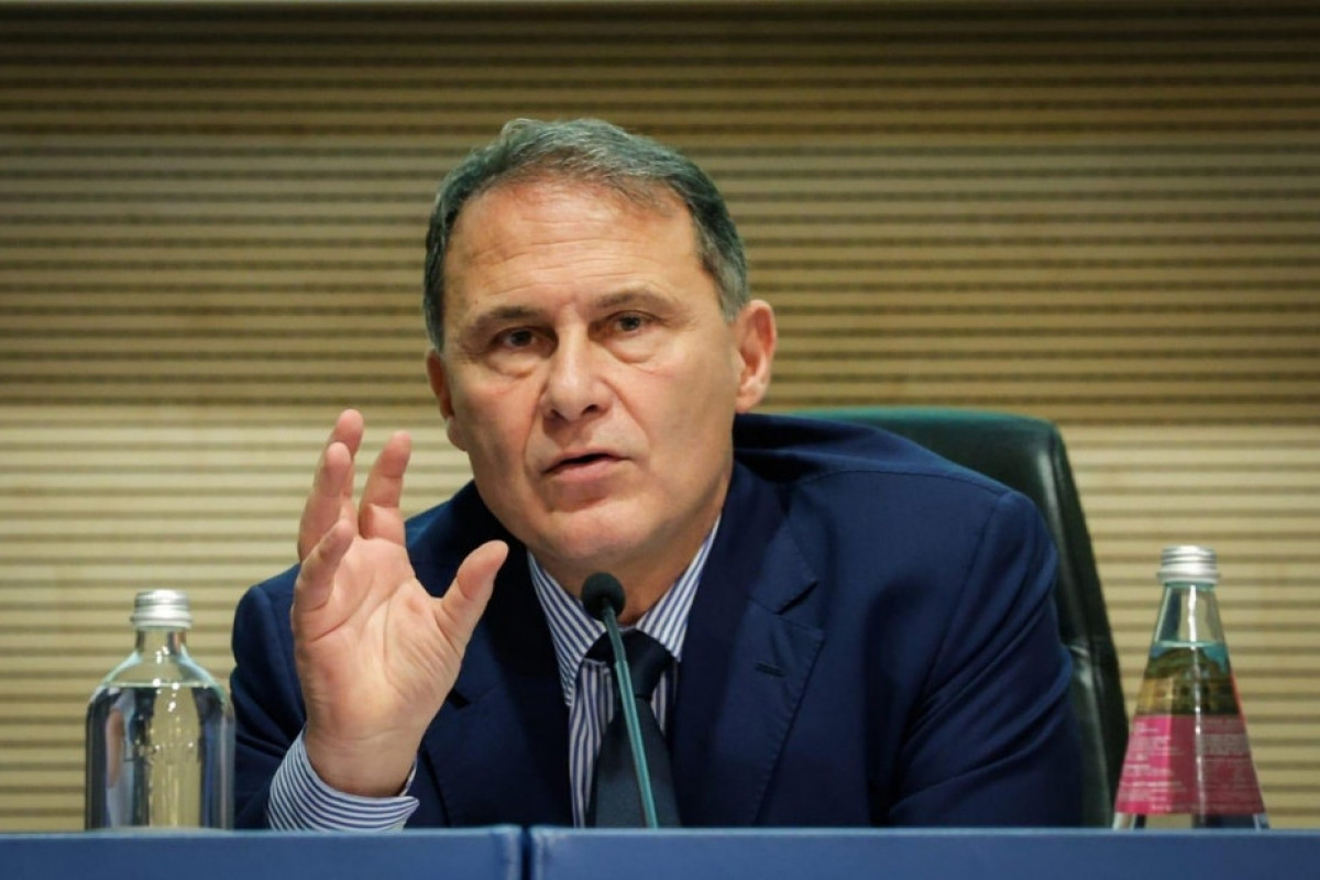 İtaliyanın nazir müavini Avropa Parlamentinin qərəzli qətnaməsini PİSLƏDİ