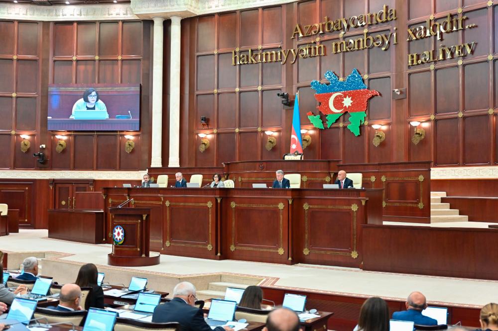 Azərbaycan parlamentinin iclasları təxirə salınacaq - SƏBƏB