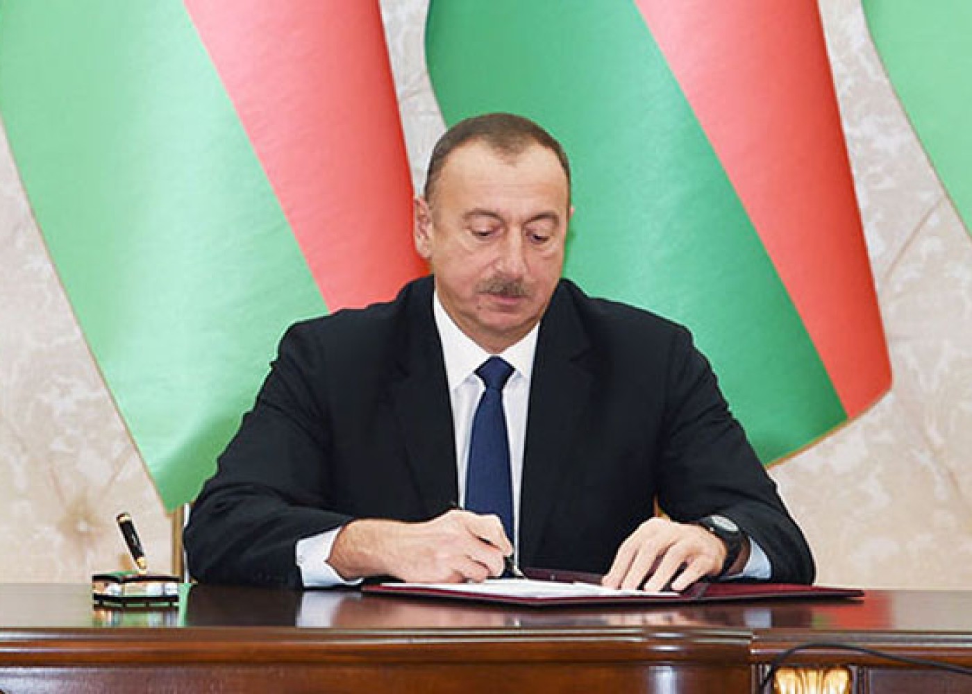 Prezident bu postu ləğv etdi - FƏRMAN