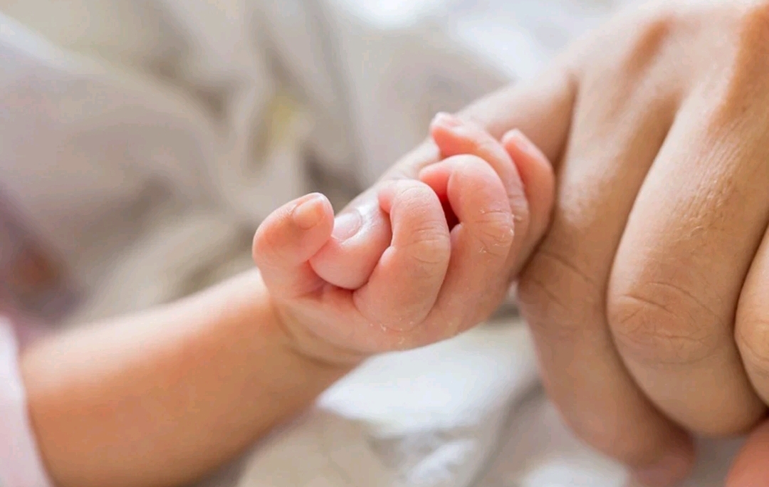 24 yaşlı qadın doğuşdan sonra ÖLDÜ