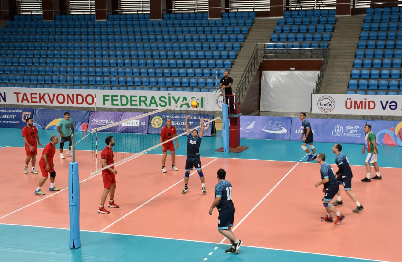 Voleybol çempionatına yekun vuruldu - FOTOLAR