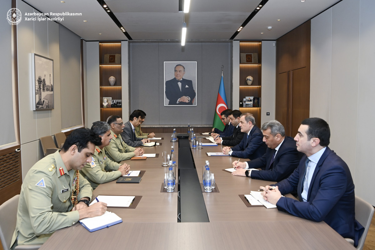 Ceyhun Bayramov pakistanlı generalla görüşüb - FOTO