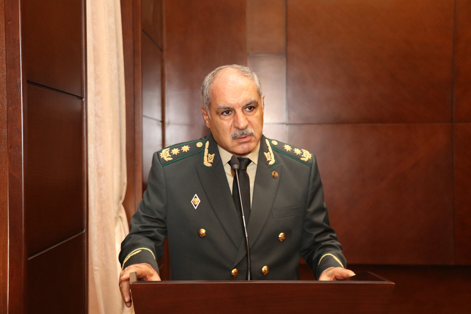 Xanlar Vəliyev Hərbi Prokurorluqda əməliyyat müşavirəsi keçirdi