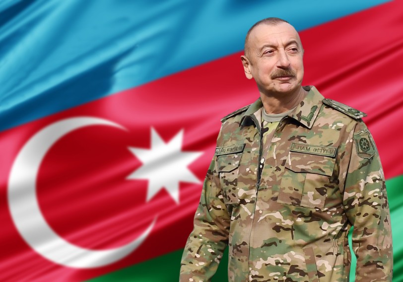 Prezident Bayraq Günü ilə bağlı paylaşım etdi