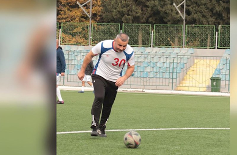 Veteran futbolçular meydanda: Qurban Qurbanov qol vurdu - FOTOLAR