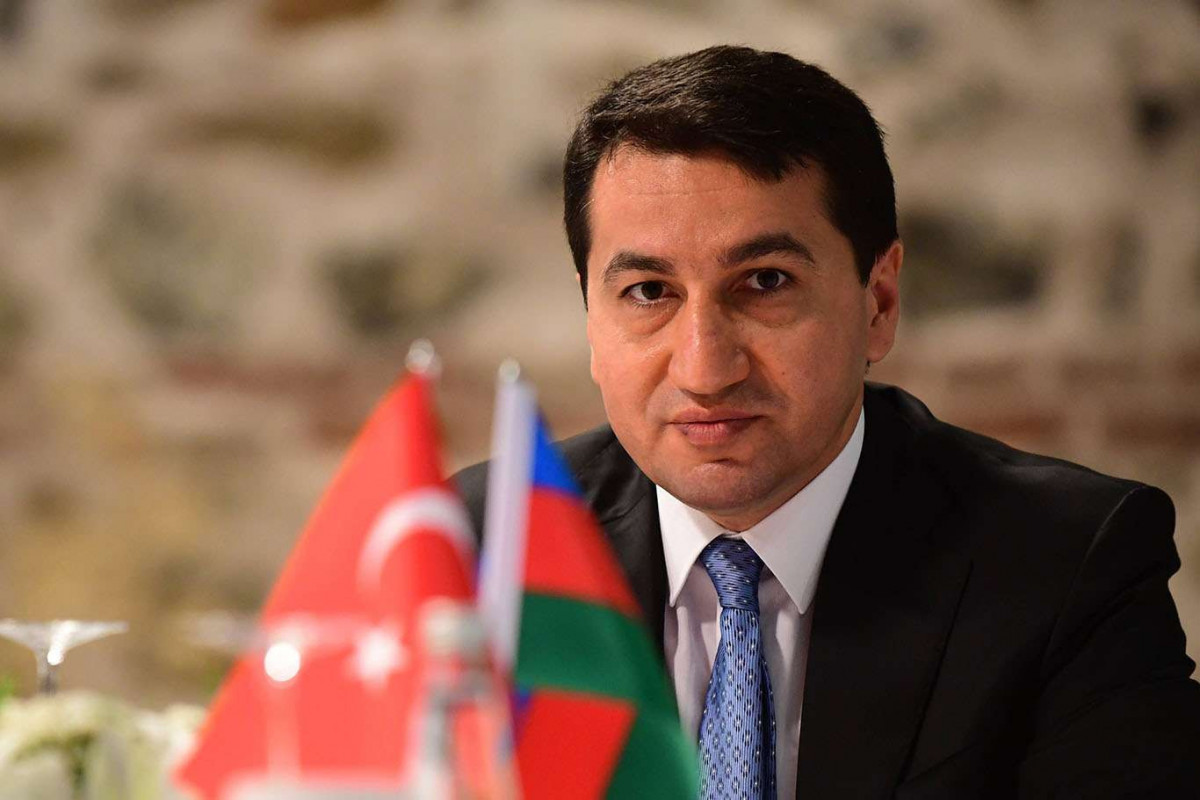 Hikmət Hacıyevdən Azərbaycanı tənqid edənlərə CAVAB