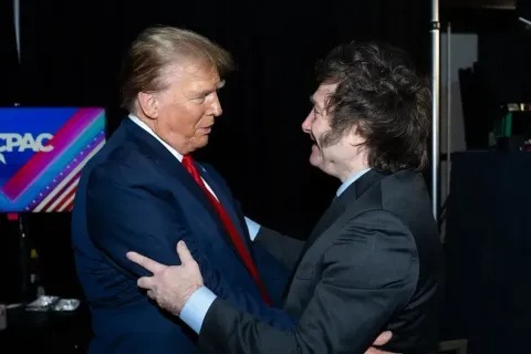 Tramp Argentina Prezidenti ilə görüşüb