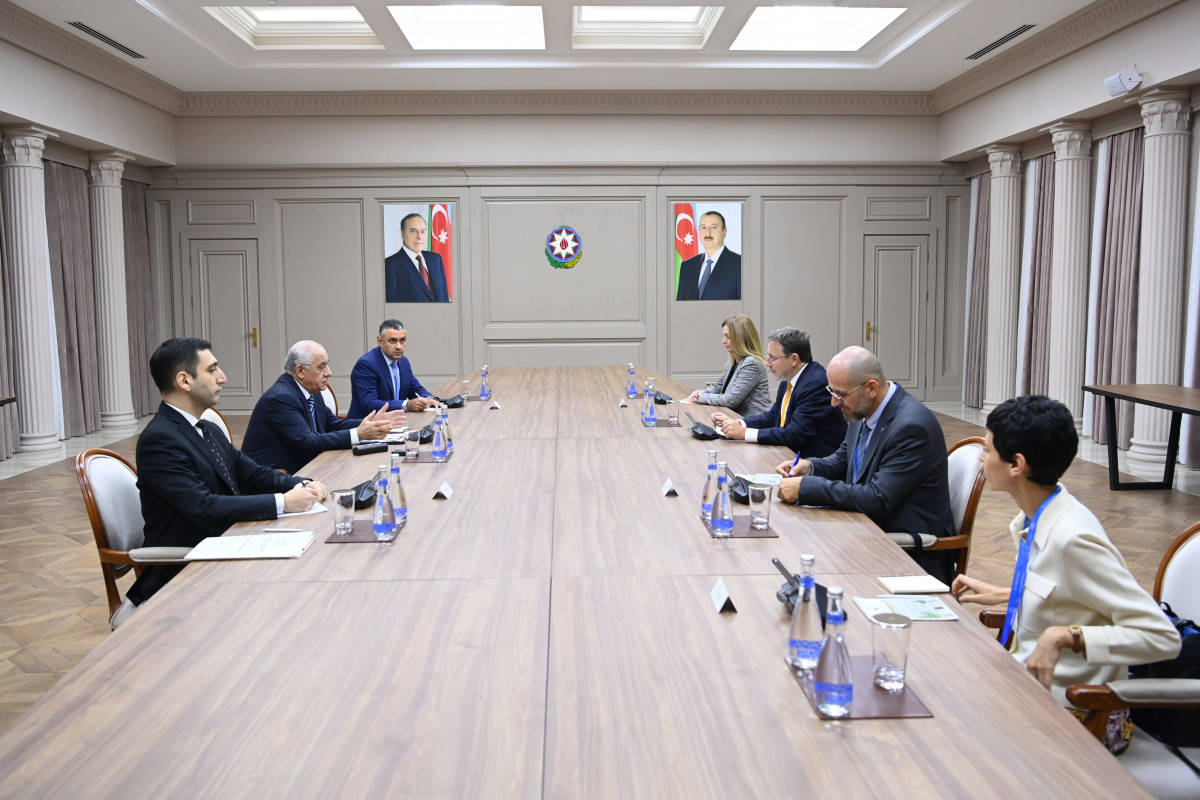 Əli Əsədov Ştaynerlə görüşüb