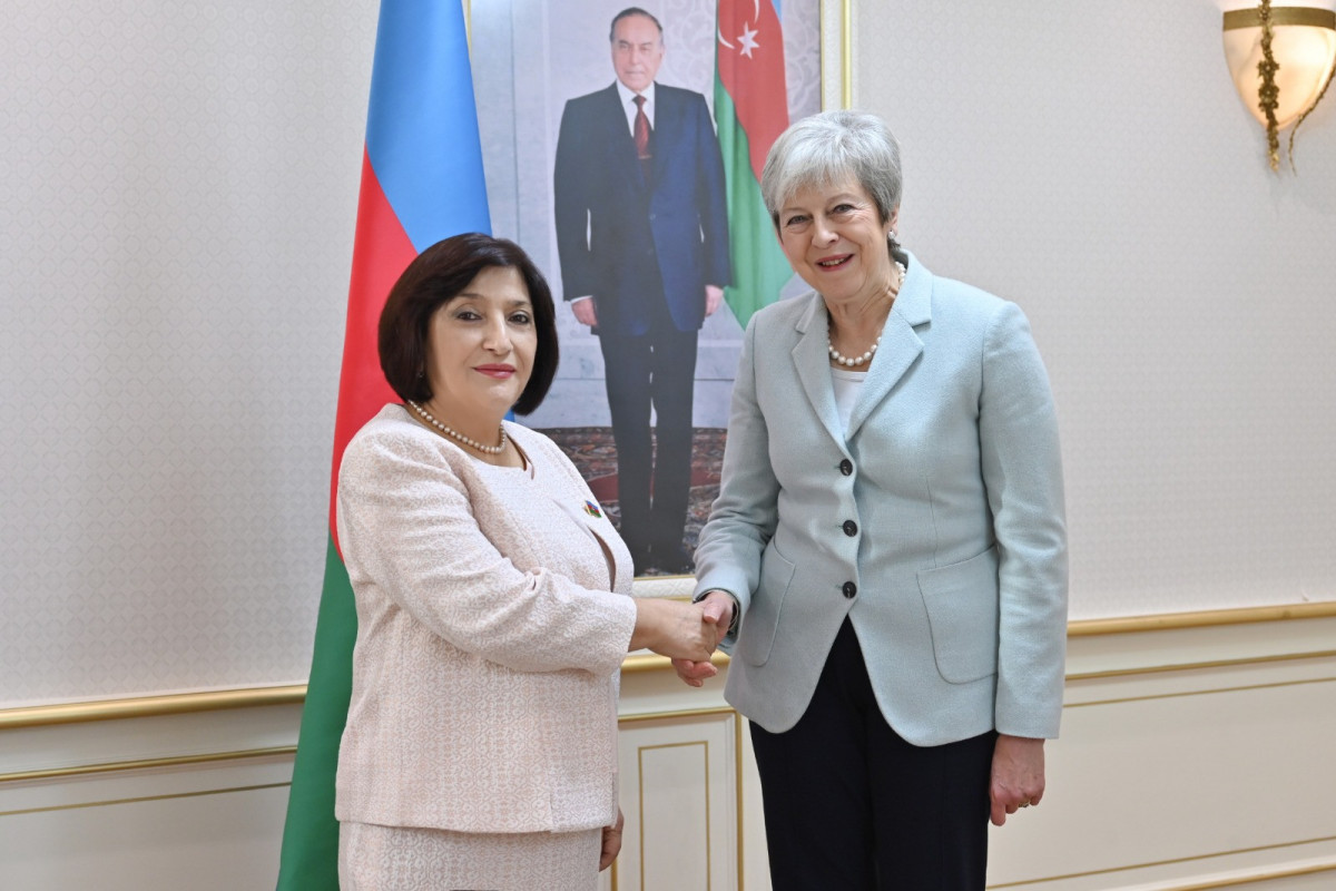Tereza Mey Bakıya gəldi: Sahibə Qafarova ilə GÖRÜŞDÜ
