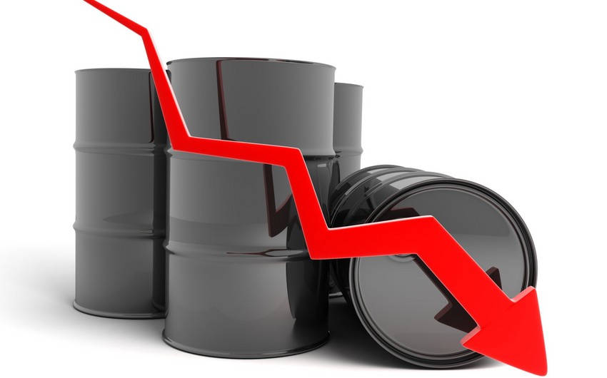 “Brent” neft 2%-dən çox ucuzlaşıb