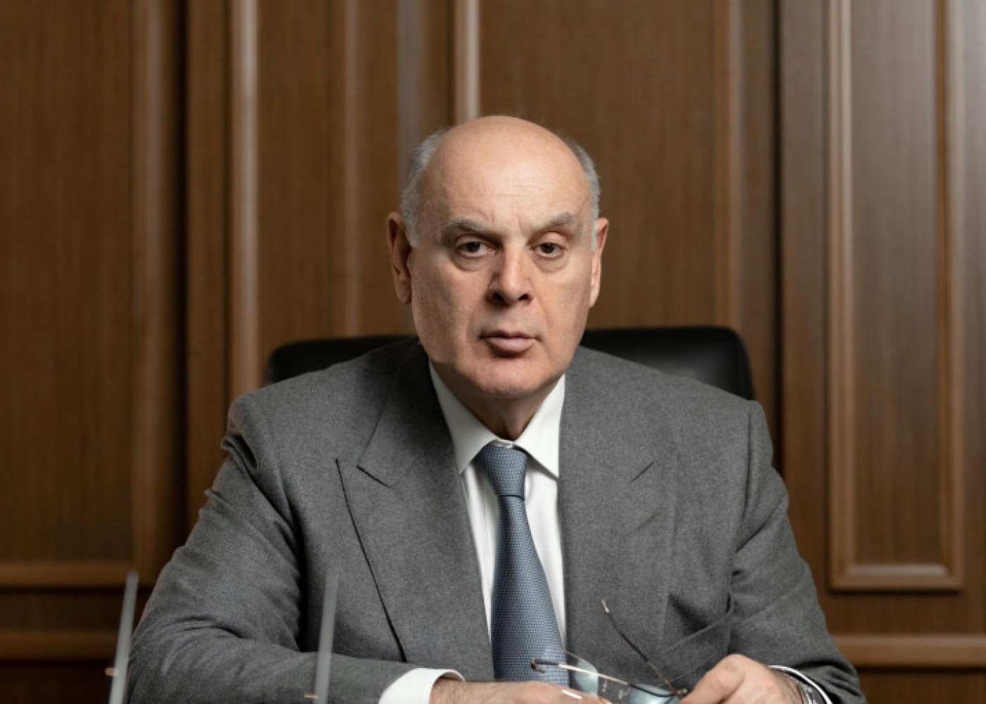 Abxaziya "prezidenti" etirazlara görə paytaxtdan qaçdı