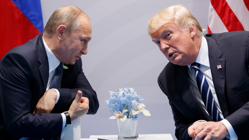 Putin Trampla Ukraynada atəşkəsi müzakirə etməyə HAZIRDI