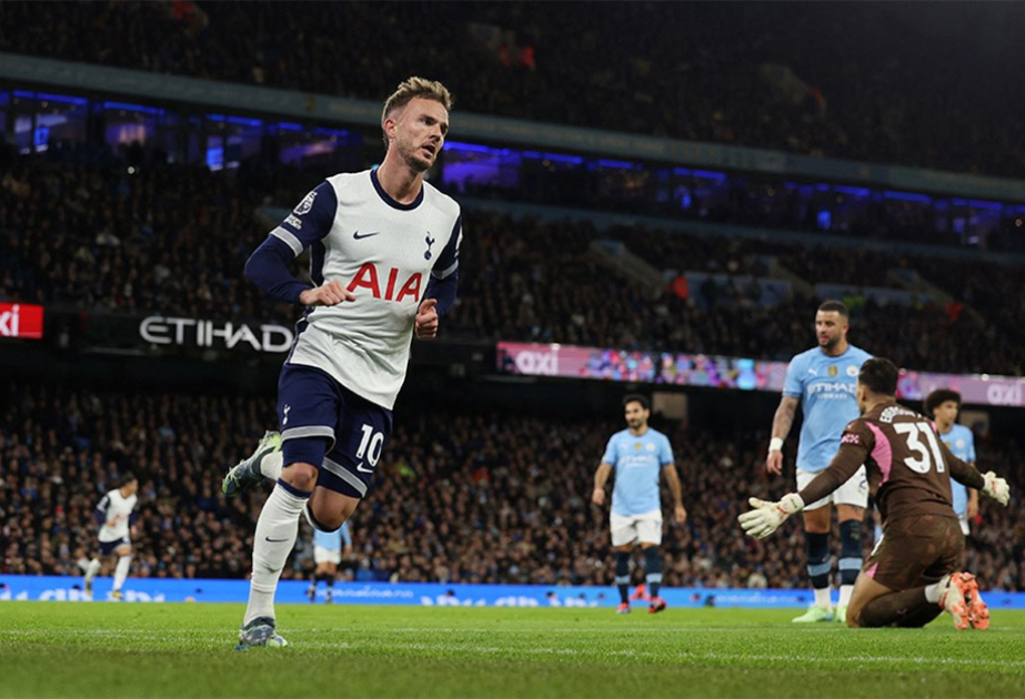 "Tottenhem" çempionu darmadağın etdi