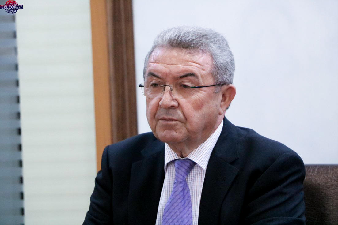 Birpilləli dissertasiya müdafiə sisteminə keçməliyik - Sabiq nazir