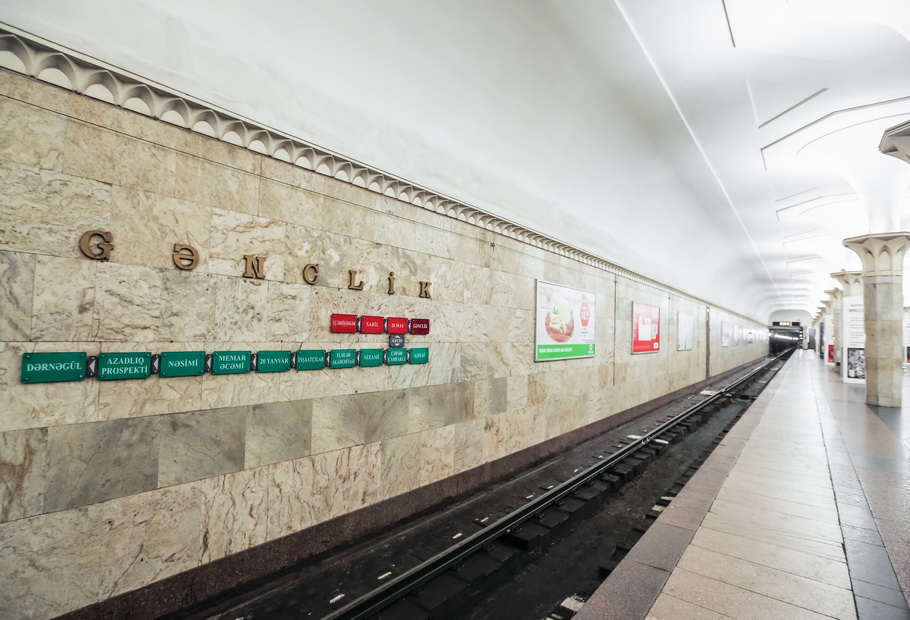 Metroda iş saatı uzadılacaq 