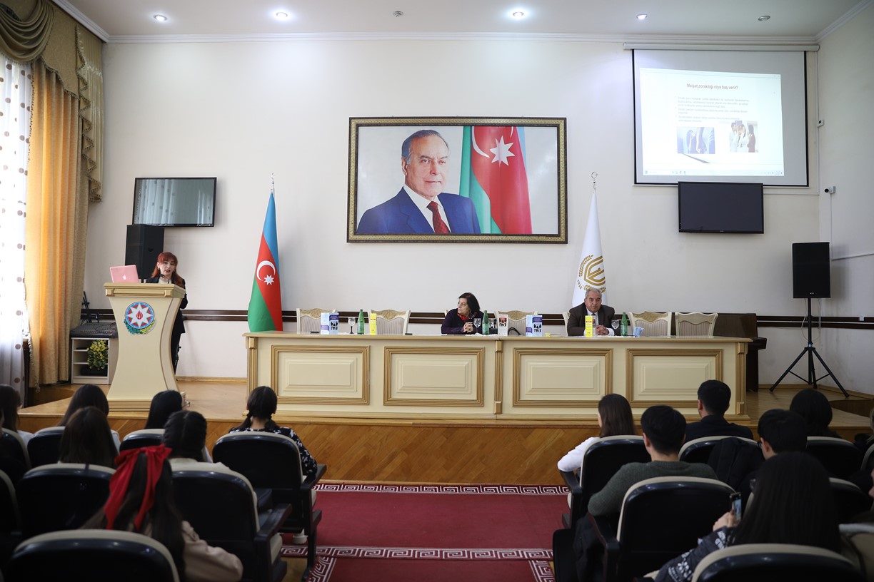 Gəncə Dövlət Universitetində “Məişət zorakılığı və İnsan alverinə qarşı mübarizə” 