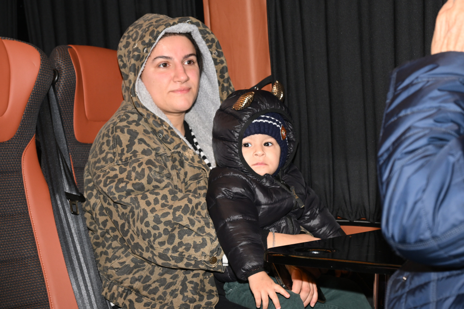 Daha 34 ailə doğma Cəbrayıla yola salındı - FOTOLAR