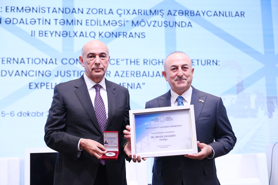 Xarici diplomatlara Qərbi Azərbaycan İcmasının Fəxri üzvlük sertifikatı verildi - FOTO
