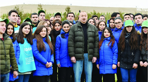 Azərbaycanlılar tarixən könüllülük prinsiplərinə dəyər verib
