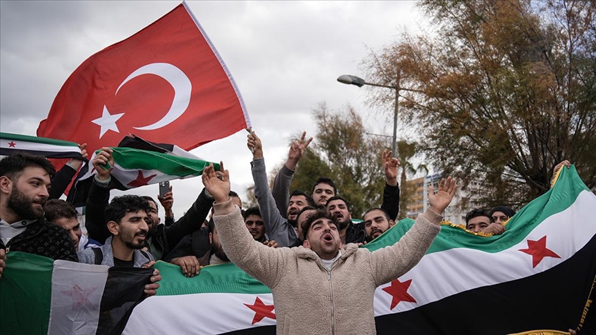 Suriyalılar Türkiyəni tərk etməyə BAŞLAYIBLAR