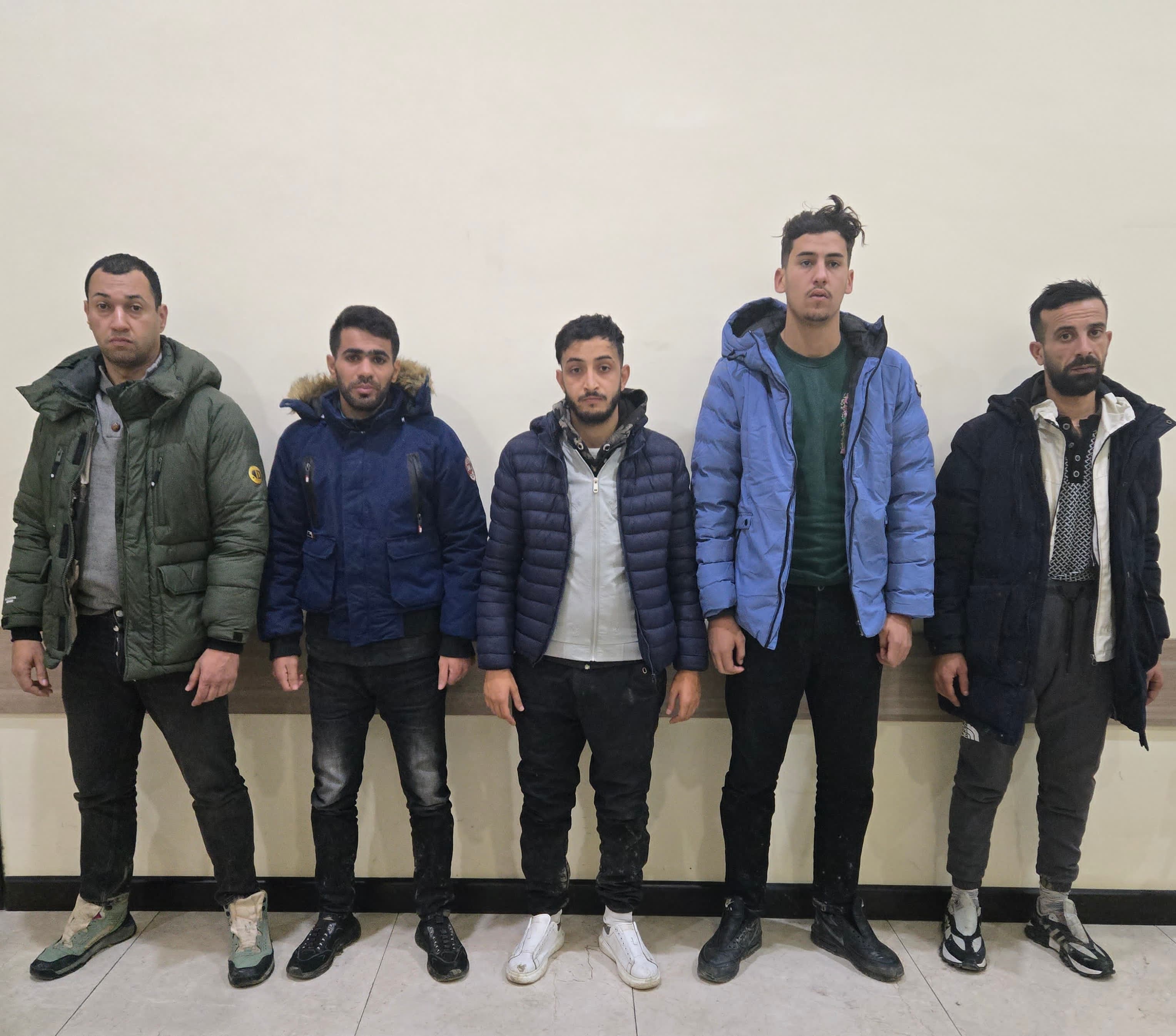 Sərhədi pozmağa cəhd edənlər SAXLANILDI