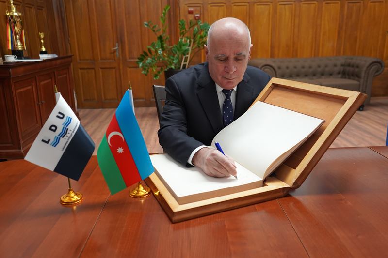 Lənkəran Universitetinin rektoru “Dunarea de Jos” Galati Universitetində - FOTO