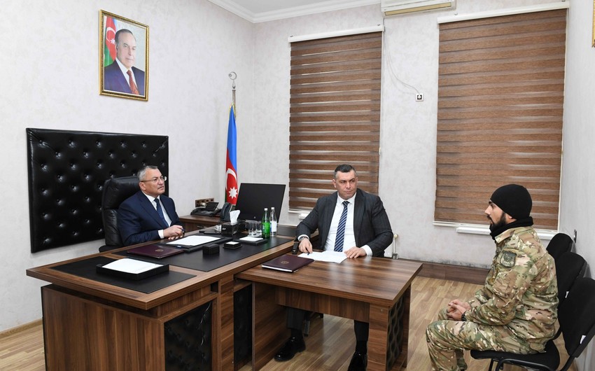 Rövşən Rzayev vətəndaşları qəbul edib - FOTO