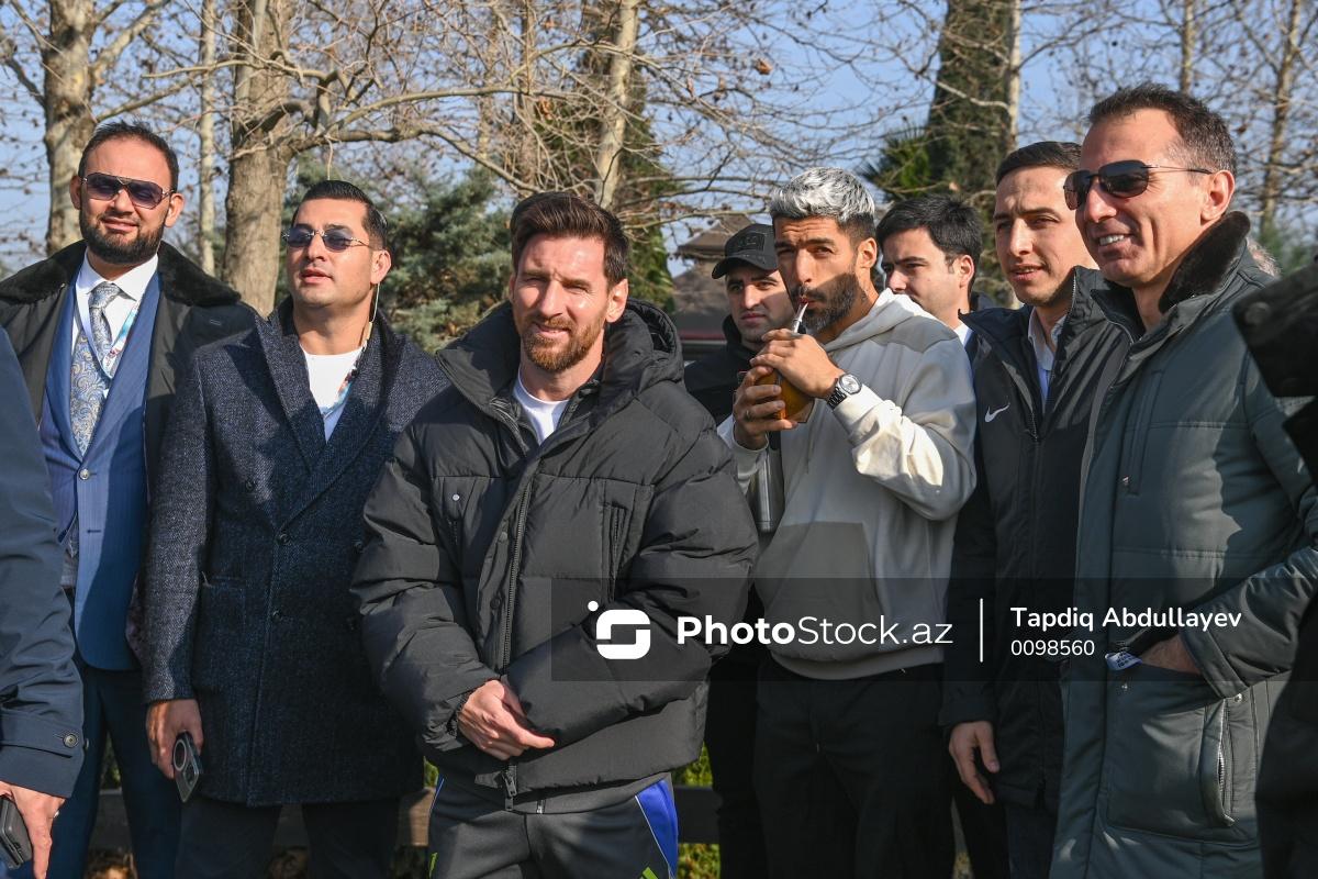 Messi Bakıda Qarabağ atlarını izlədi  - FOTO