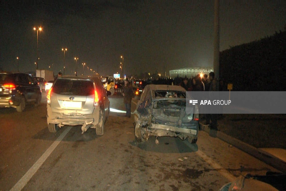 Bakıda dörd “Toyota” toqquşdu - Hadisə yerindən GÖRÜNTÜLƏR