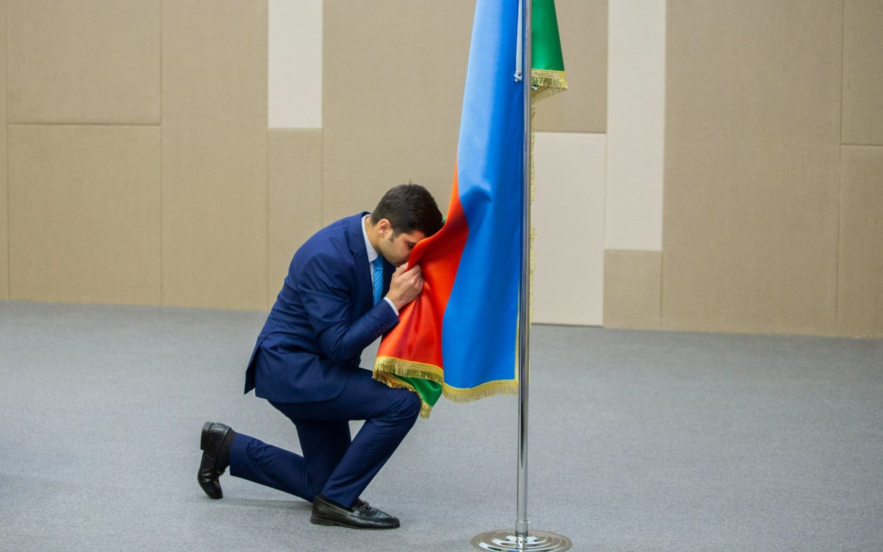 Azərbaycanda diplomatlar and içəcək