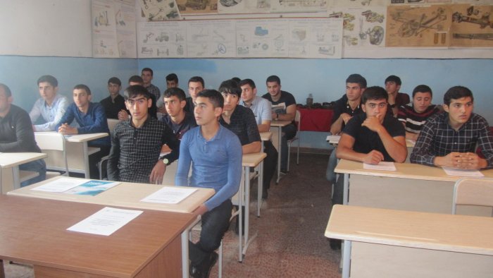 Kollecdə oxuyanların hərbi xidmətdən möhlət hüququ dəyişir