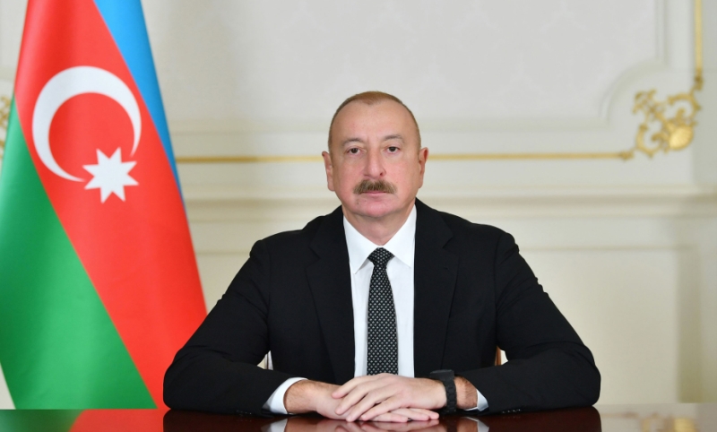İlham Əliyev Gürcüstanın yeni prezidentini TƏBRİK ETDİ