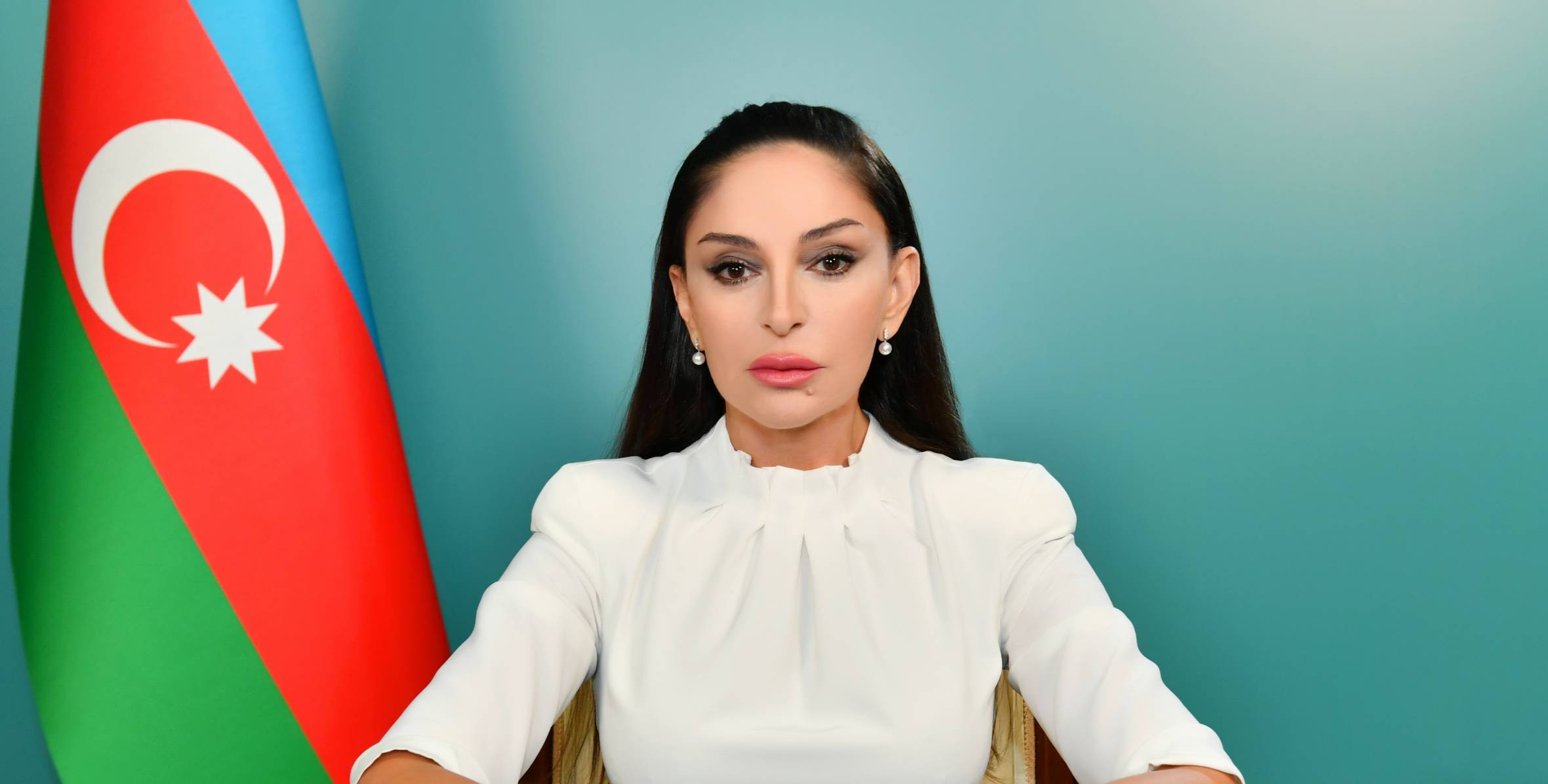 Mehriban Əliyeva Ərdoğanın “Sarı Gəlin” ifa etdiyi videonu paylaşıb