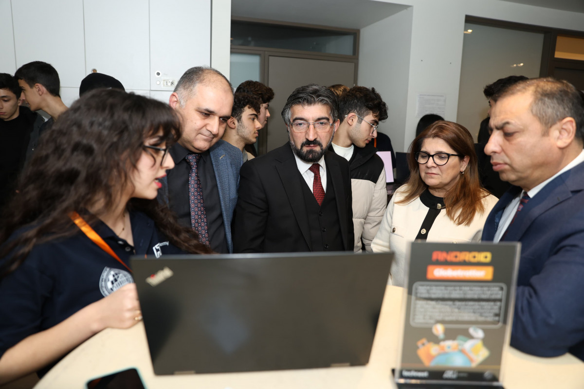 UNEC tələbələri “Technest Demo Day” sertifikatını qazanıblar