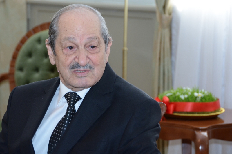Azərbaycanda professor vəfat etdi