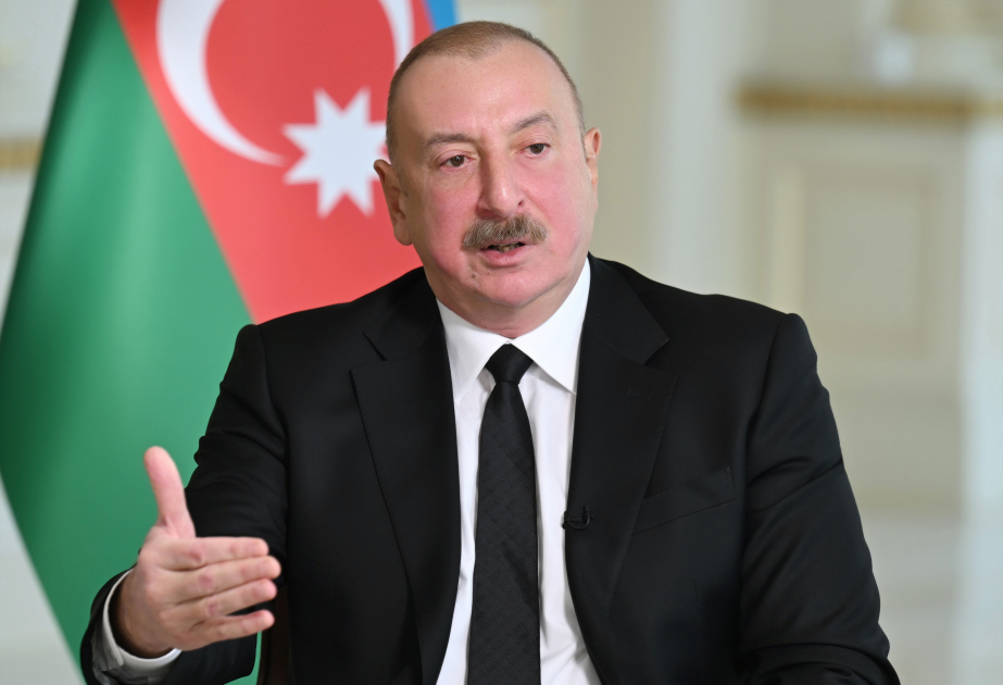 Makron rejimi Fransanı uğursuz dövlətə çevirir 