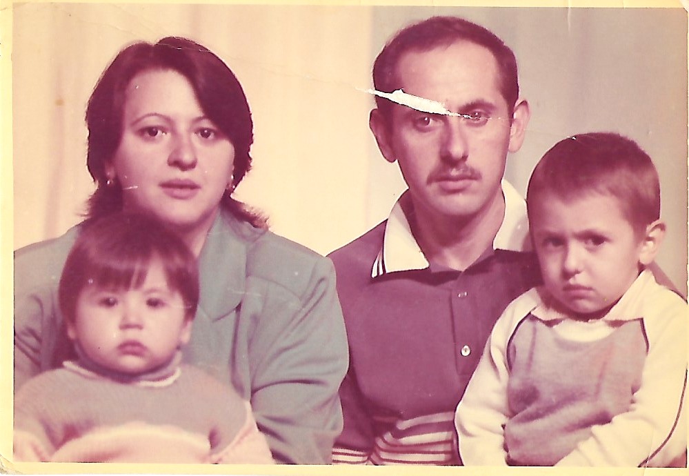 Atası və qardaşını müharibədə itirən "Şəhid yadigarı": "Təhsilimdən əl çəkmədim"