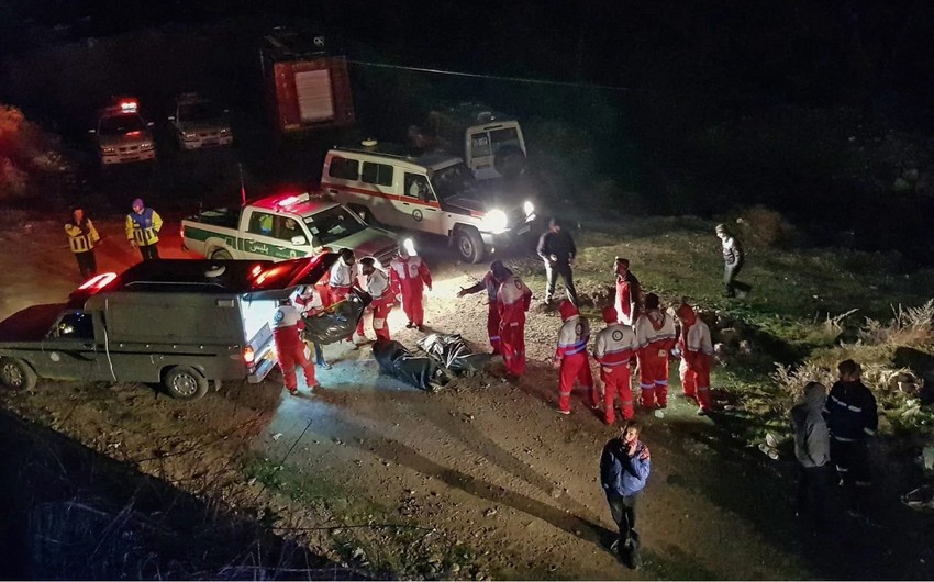 İranda dəhşət: 10 hərbçi öldü, 17-si YARALANDI