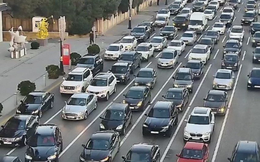Hazırda tıxac olan yolların SİYAHISI